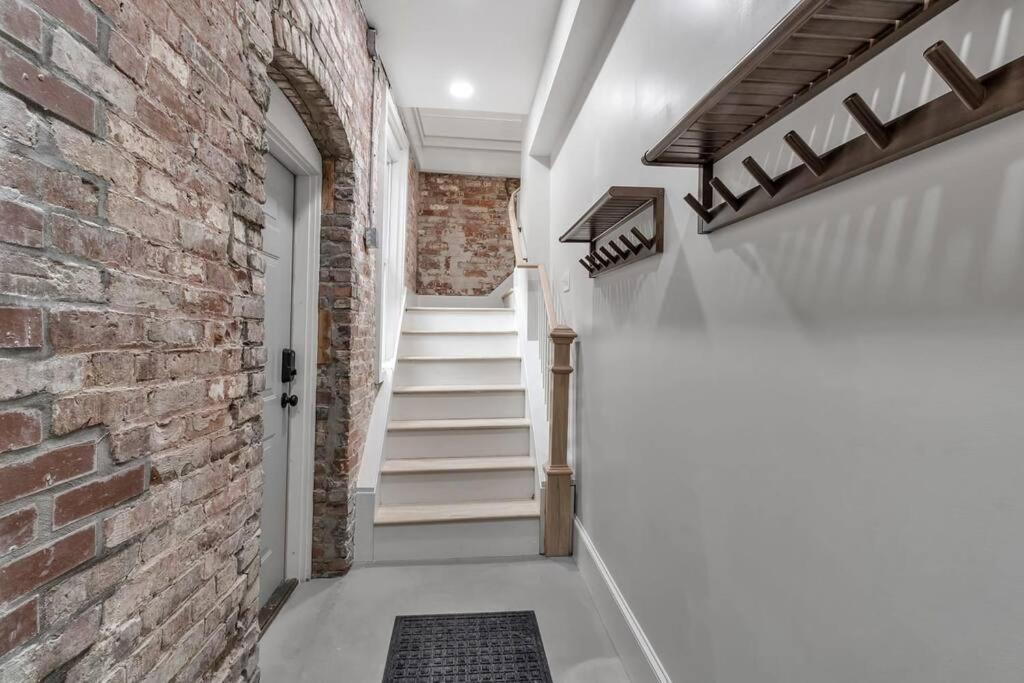 Carriage House Loft - King Bed And Garage Parking Buffalo Exterior foto